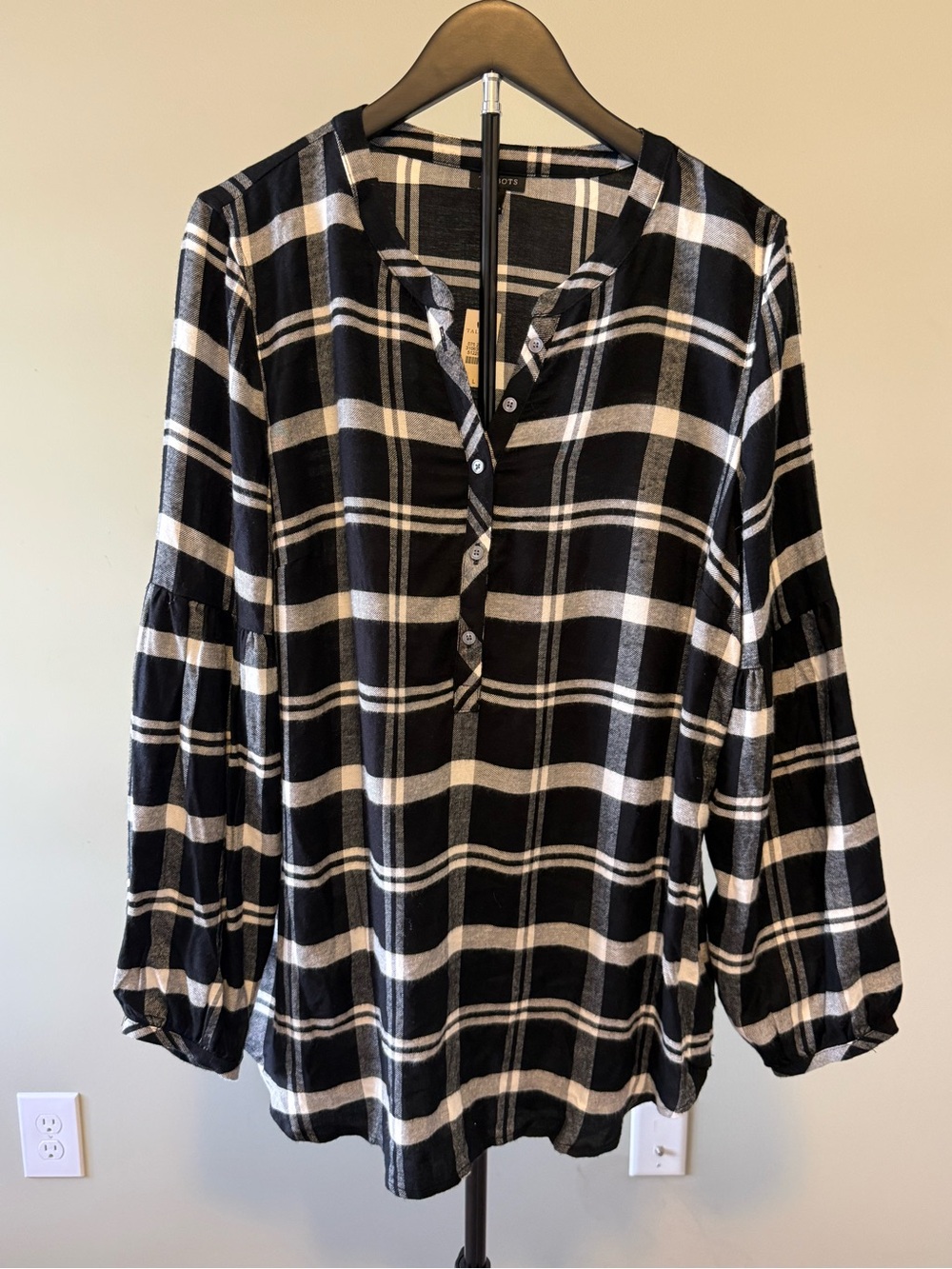 NWT Talbots Black/White Plaid Button Henley Pullover Sz L (21.5" P2P)
